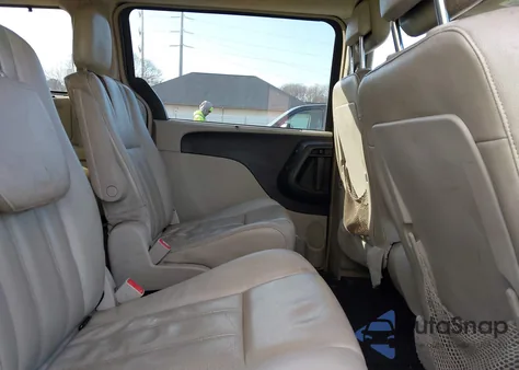 2012 Chrysler Town & Country Touring-L z USA, uszkodzony, nr VIN 2C4RC1CG1CR270622